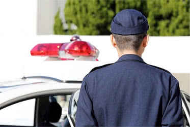 警察に連絡&相手の情報を聞きましょう